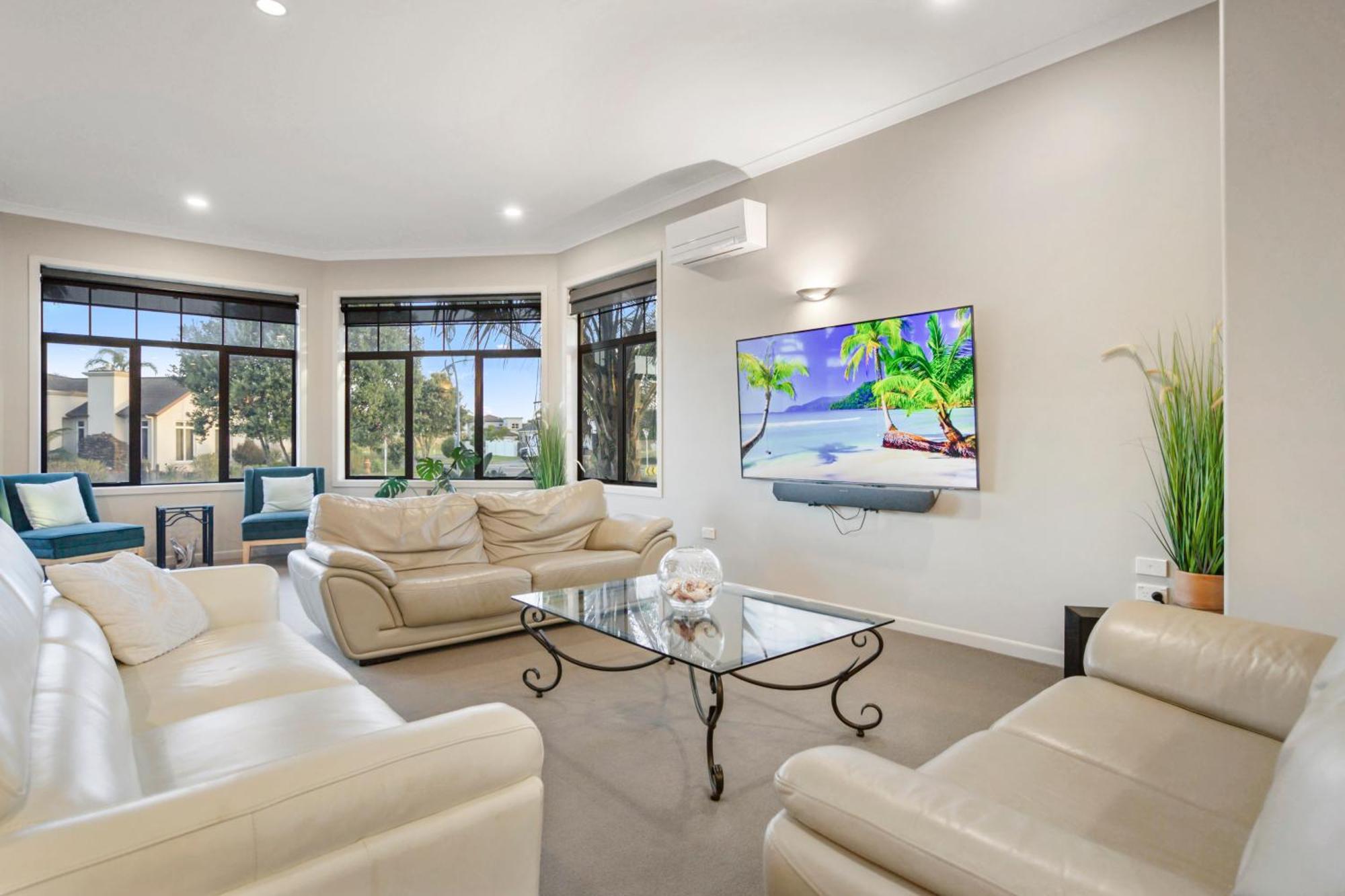 Palm Paradise With Spa Tauranga Exterior photo
